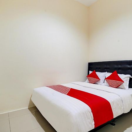 Super Oyo 90778 River Inn Malioboro Yogyakarta Ngoại thất bức ảnh