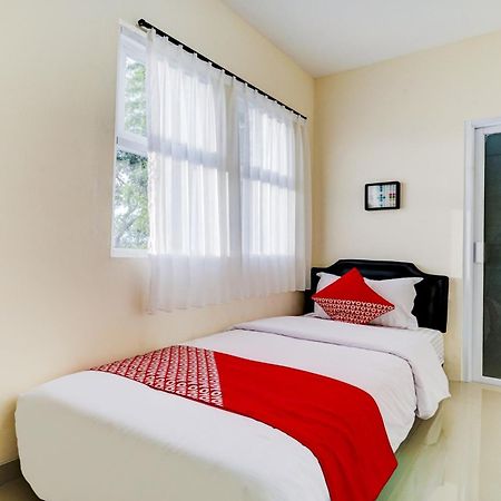 Super Oyo 90778 River Inn Malioboro Yogyakarta Ngoại thất bức ảnh