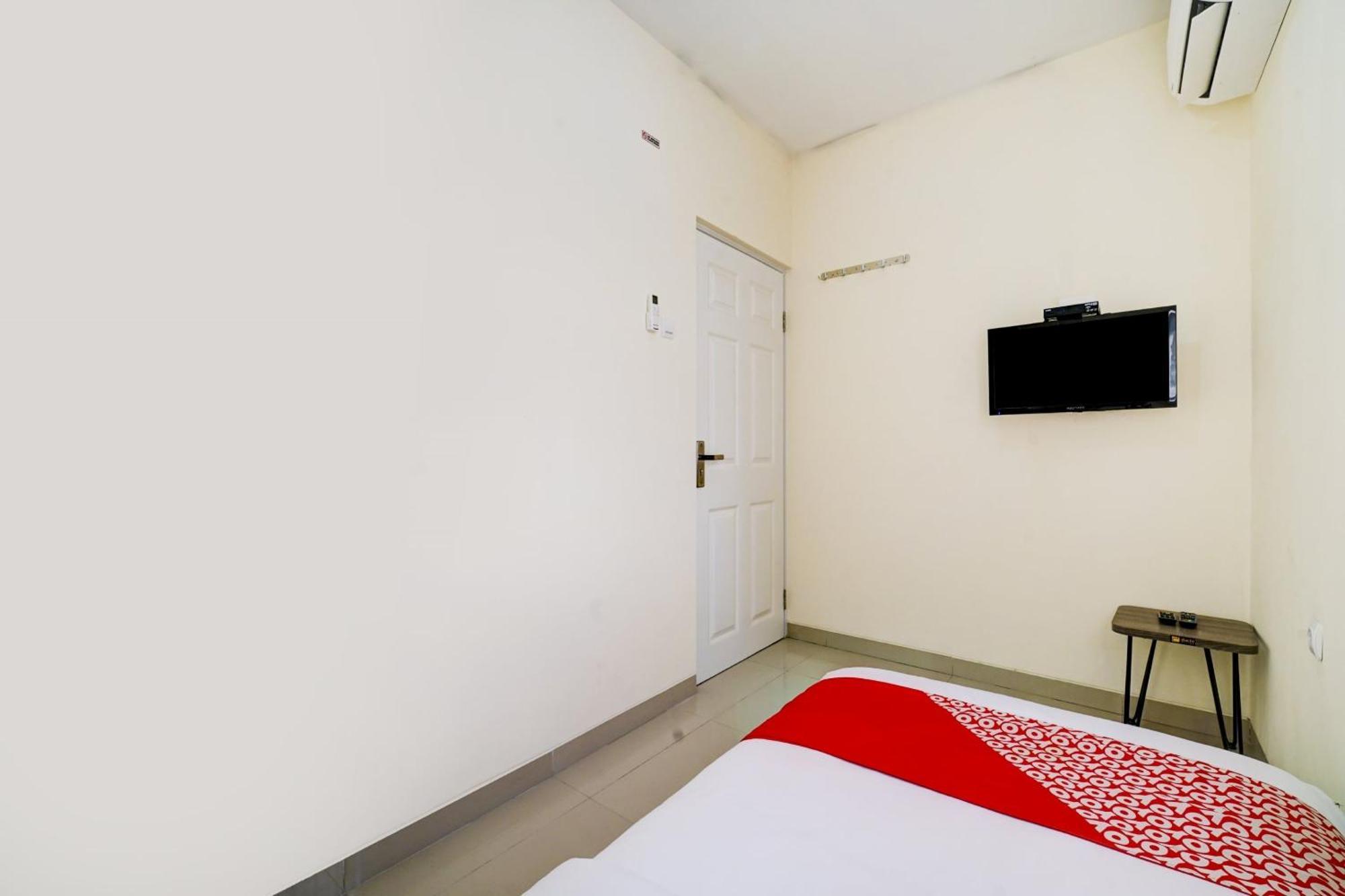 Super Oyo 90778 River Inn Malioboro Yogyakarta Ngoại thất bức ảnh