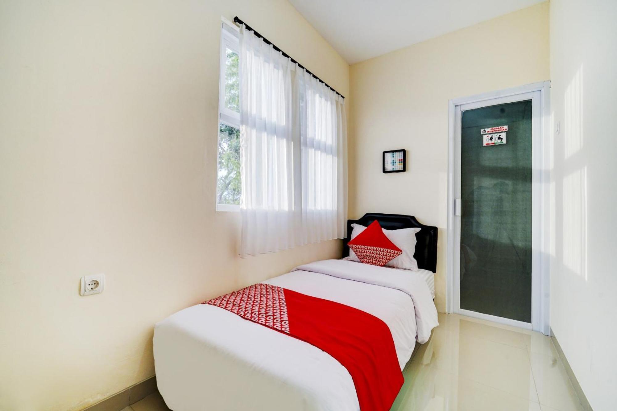 Super Oyo 90778 River Inn Malioboro Yogyakarta Ngoại thất bức ảnh